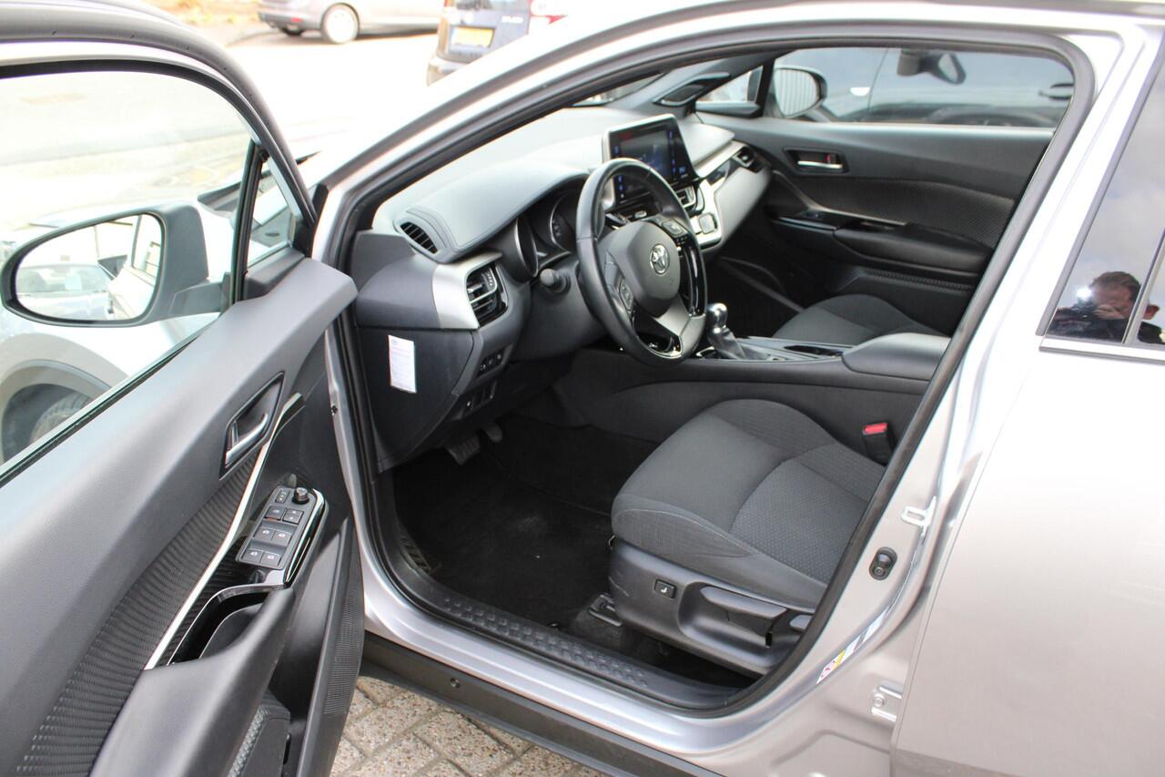 Toyota C-HR 1.8 Hybrid Style