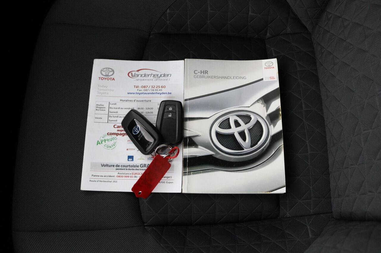 Toyota C-HR 2.0 Hybrid Bi-Tone | Trekhaak | Navigatie | Parkeersensoren |