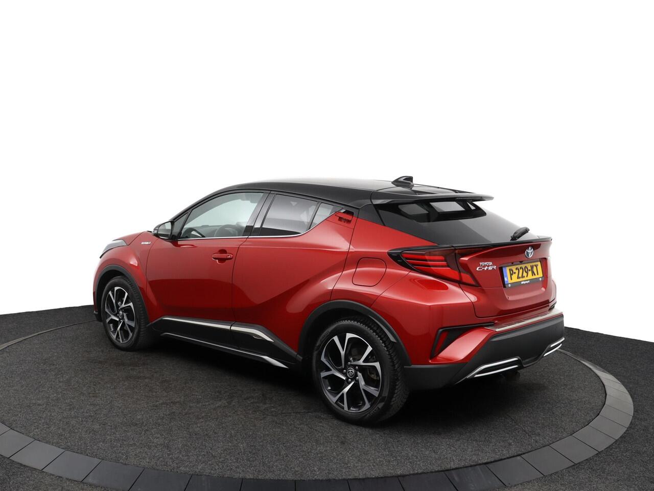 Toyota C-HR 2.0 Hybrid Bi-Tone | Trekhaak | Navigatie | Parkeersensoren |