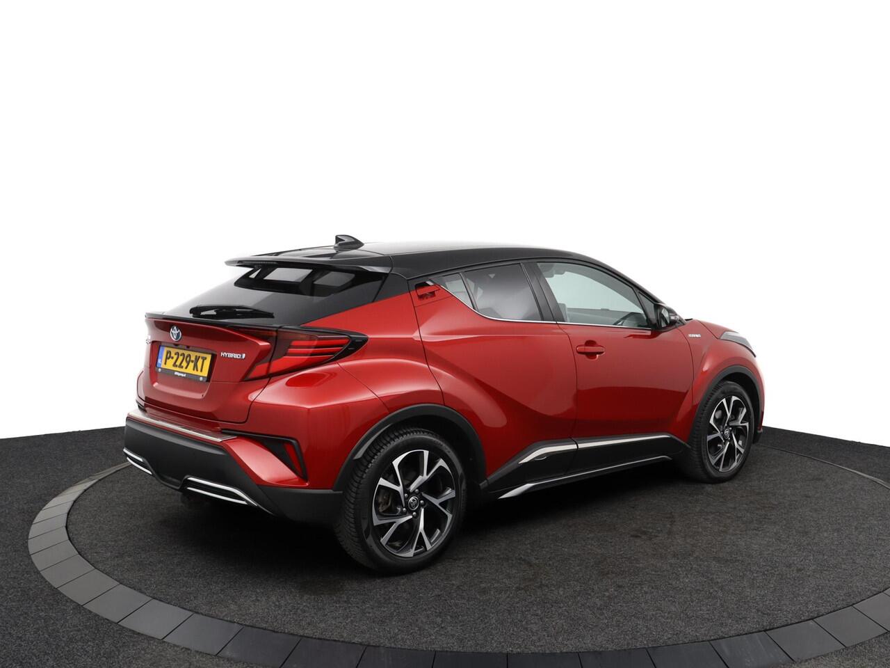 Toyota C-HR 2.0 Hybrid Bi-Tone | Trekhaak | Navigatie | Parkeersensoren |