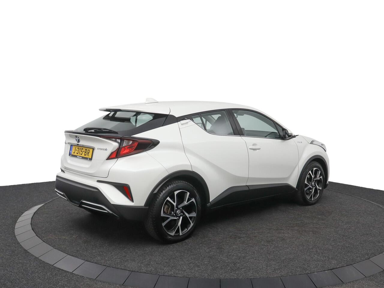 Toyota C-HR 2.0 Hybrid Dynamic | Navigatie | Cruise control | Keyless |