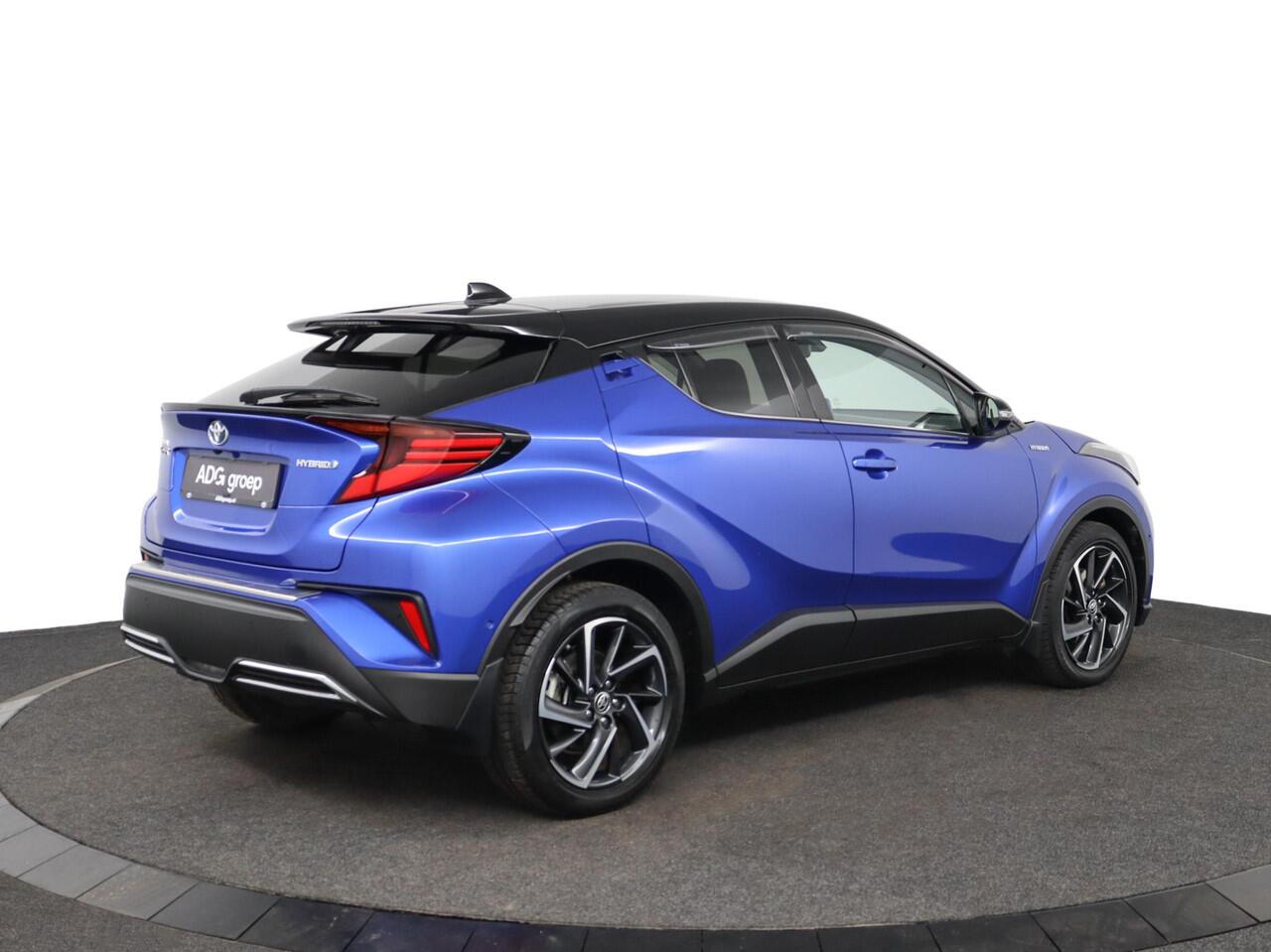Toyota C-HR 2.0 Hybrid Bi-Tone | Leer | Stoelverwarming | Stuurwiel verwarming |