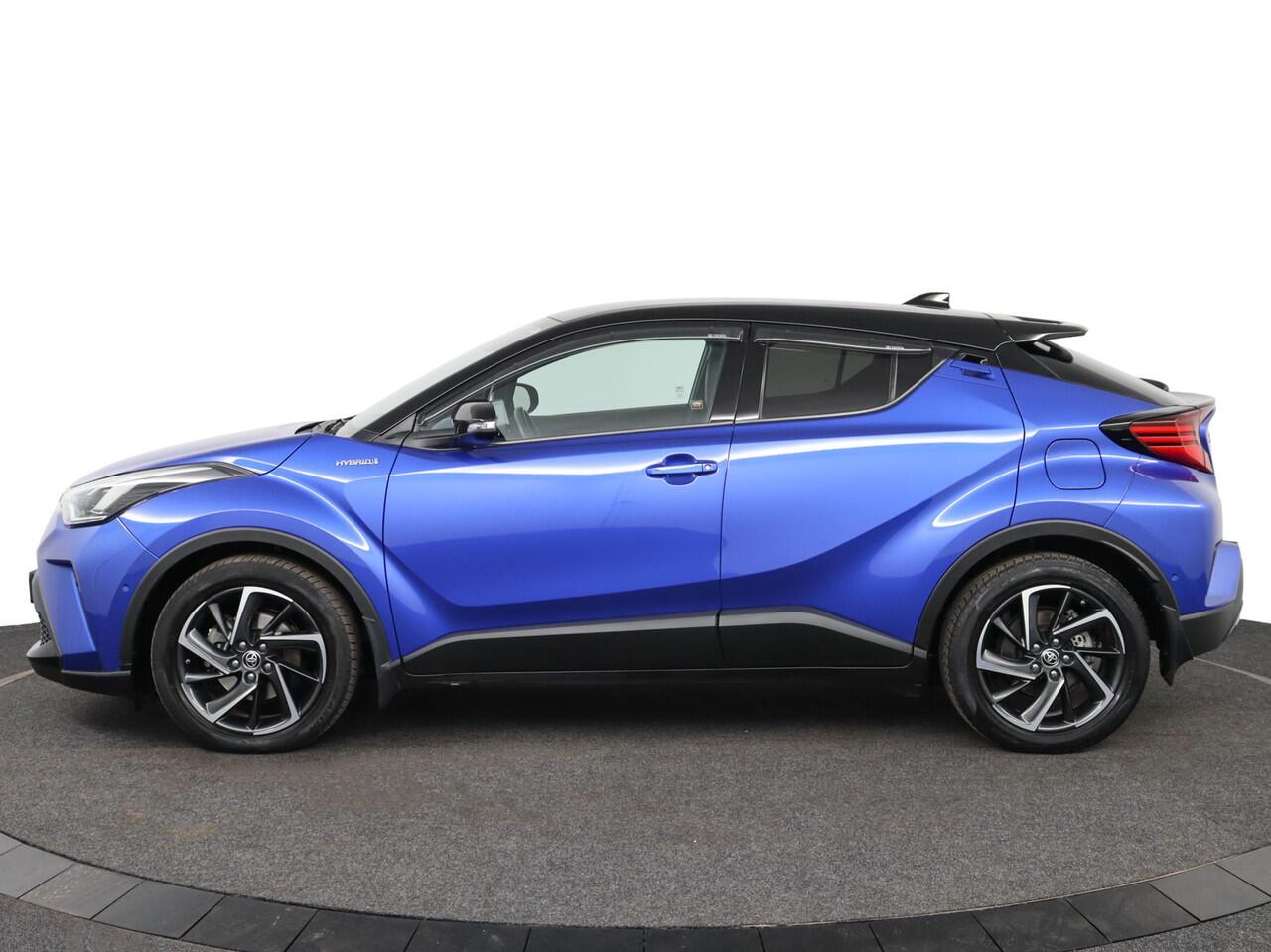Toyota C-HR 2.0 Hybrid Bi-Tone | Leer | Stoelverwarming | Stuurwiel verwarming |