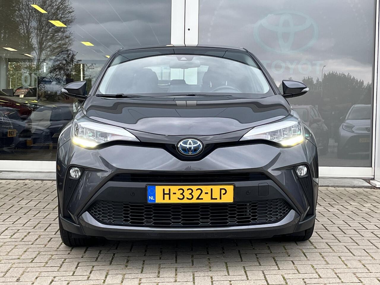 Toyota C-HR 2.0 Hybrid Dynamic | Navi | Apple CarPlay/Android Auto | NL auto | Toyota garantie tot 2030!