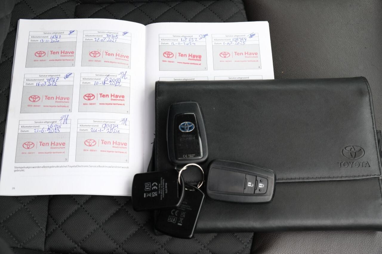 Toyota C-HR 1.8 Hybrid 122PK Executive Ultimate Automaat | JBL Premium audio