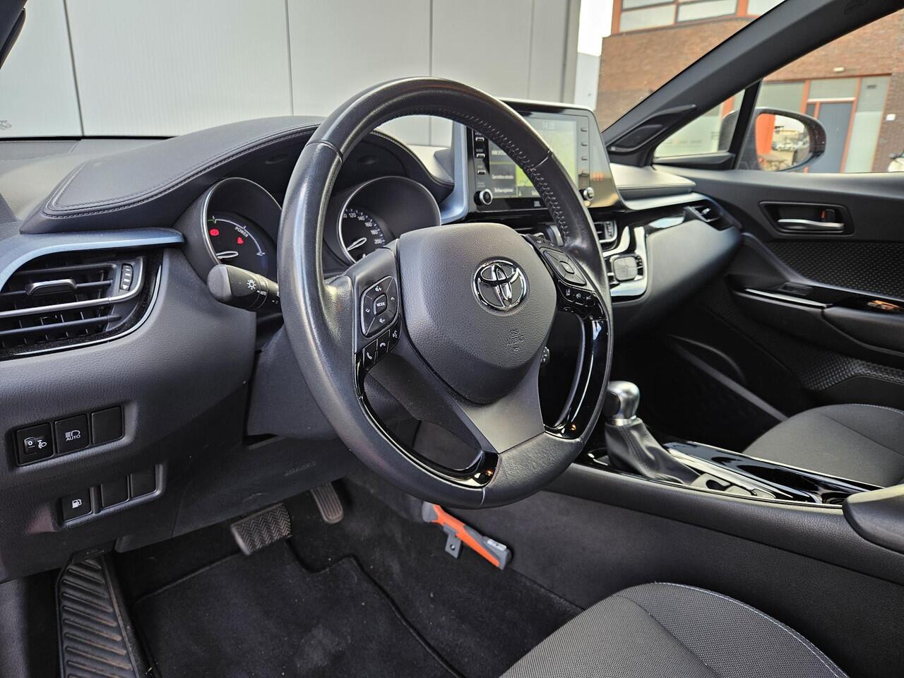 Toyota C-HR 2.0 Hybrid First Edition | december 2020 | All Season Banden | 1e Eigenaar en org NL|