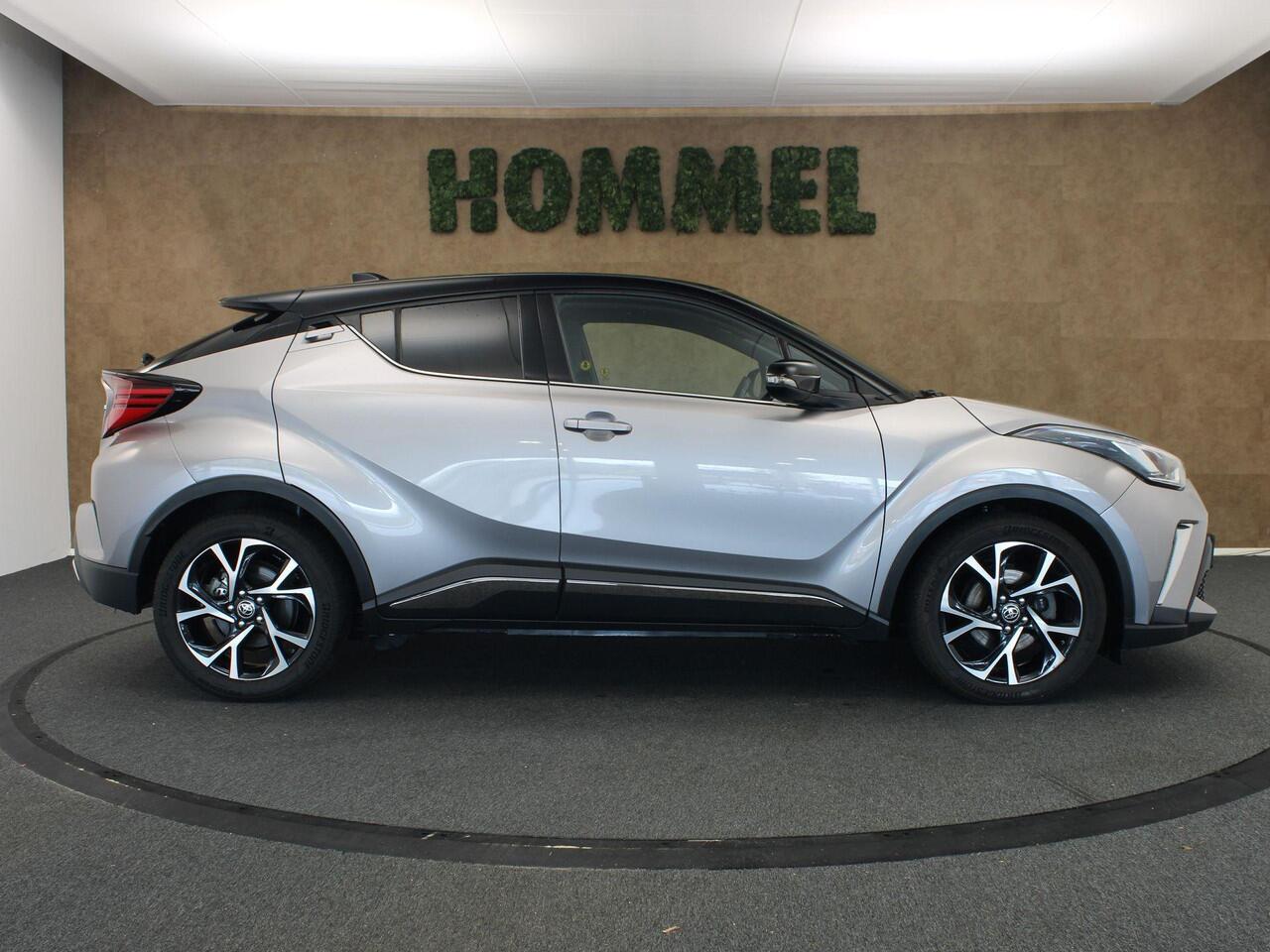Toyota C-HR 2.0 Hybrid First Edition - ORIGINEEL NEDERLANDSE AUTO - BEARLOCK - BI-TONE - JBL GELUIDSINSTALLATIE - PARKEERSENSOREN VOOR EN ACHTER - LENDEN STEUN- STOELVERWARMING - KEYLESS ENTRY EN START - DODEHOEK DETECTIE