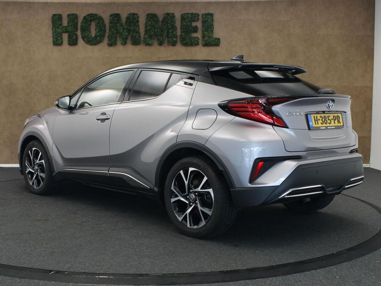 Toyota C-HR 2.0 Hybrid First Edition - ORIGINEEL NEDERLANDSE AUTO - BEARLOCK - BI-TONE - JBL GELUIDSINSTALLATIE - PARKEERSENSOREN VOOR EN ACHTER - LENDEN STEUN- STOELVERWARMING - KEYLESS ENTRY EN START - DODEHOEK DETECTIE