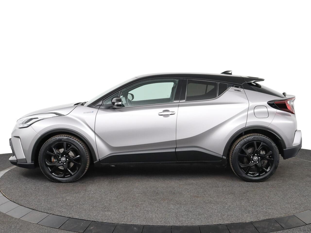 Toyota C-HR 1.8 Hybrid Dynamic | Navigatie | Apple carplay & Android auto | Parkeercamera |