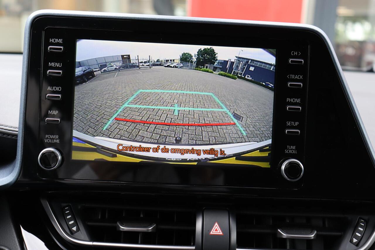 Toyota C-HR 2.0 Hybrid Bi-Tone, Trekhaak , Stoelverwarming