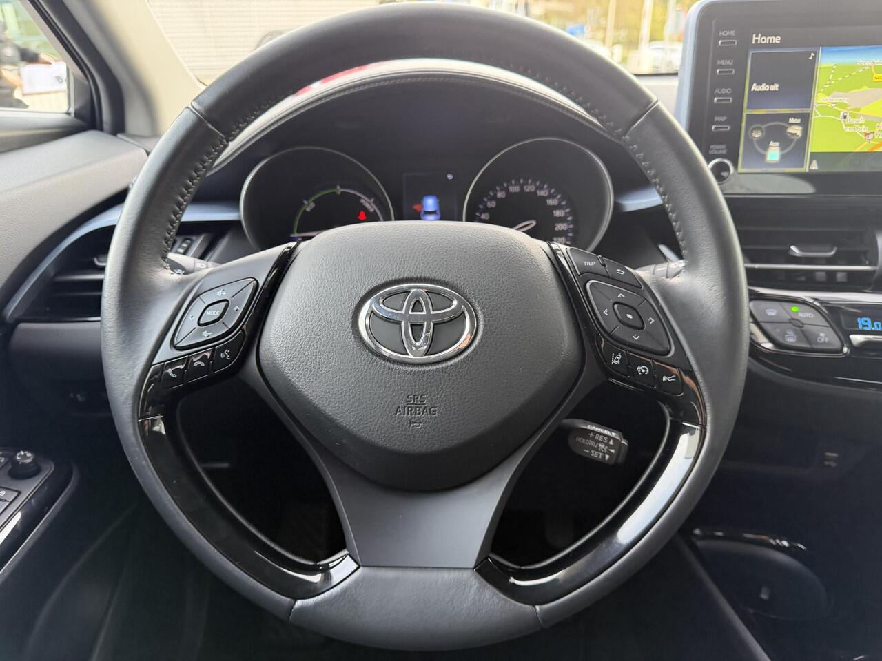 Toyota C-HR 1.8 Hybrid Dynamic Apple/Android CarPlay | Parkeersensoren | 18 inch | Navigatie