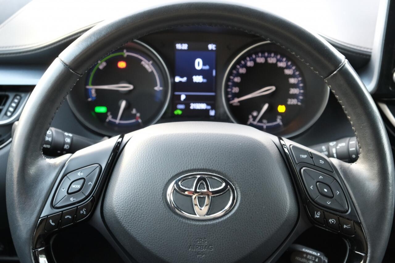 Toyota C-HR 2.0 Hybrid Executive Automaat | JBL Premium audio | Parkeersenso