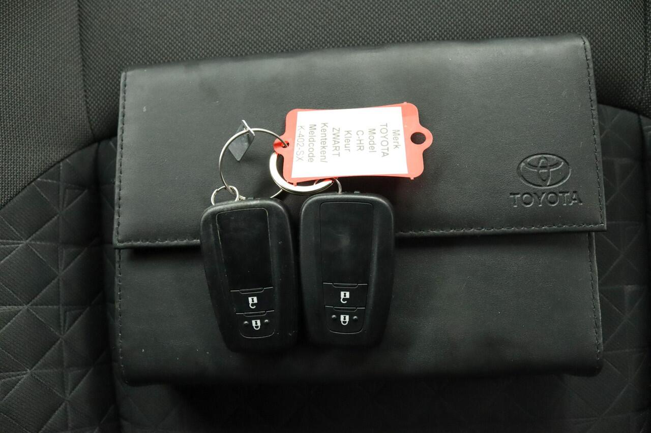 Toyota C-HR 2.0 Hybrid First Edition | Adaptive Cruise Control | Achteruitrijcamera | Dodehoekdetectie | Stoel/Stuurverwarming