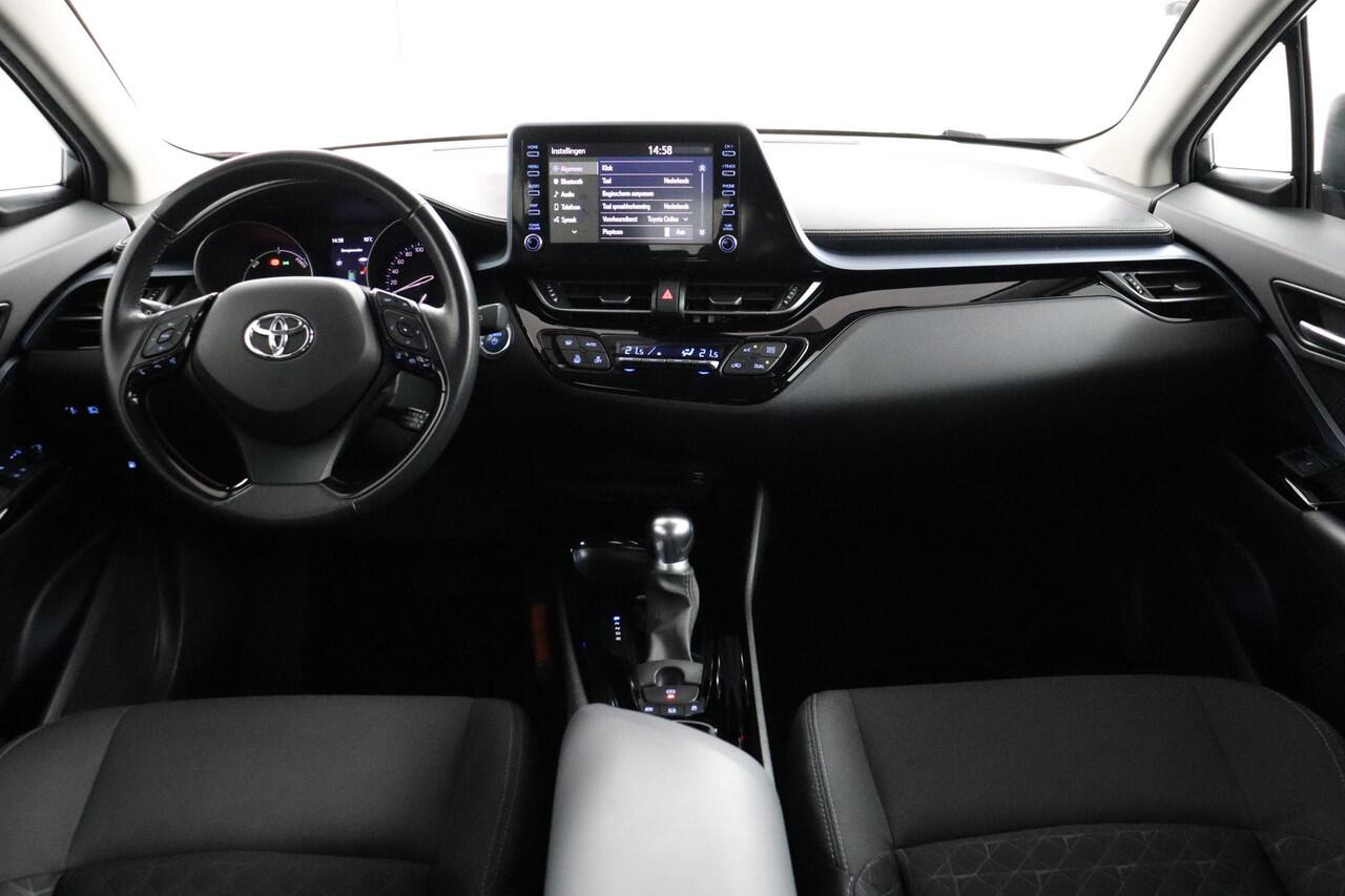Toyota C-HR 1.8 Hybrid Dynamic | Trekhaak | Parkeersensoren | Apple Carplay/Android Auto |