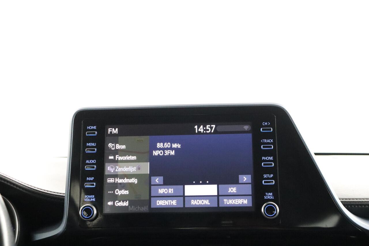 Toyota C-HR 1.8 Hybrid Dynamic | Trekhaak | Parkeersensoren | Apple Carplay/Android Auto |