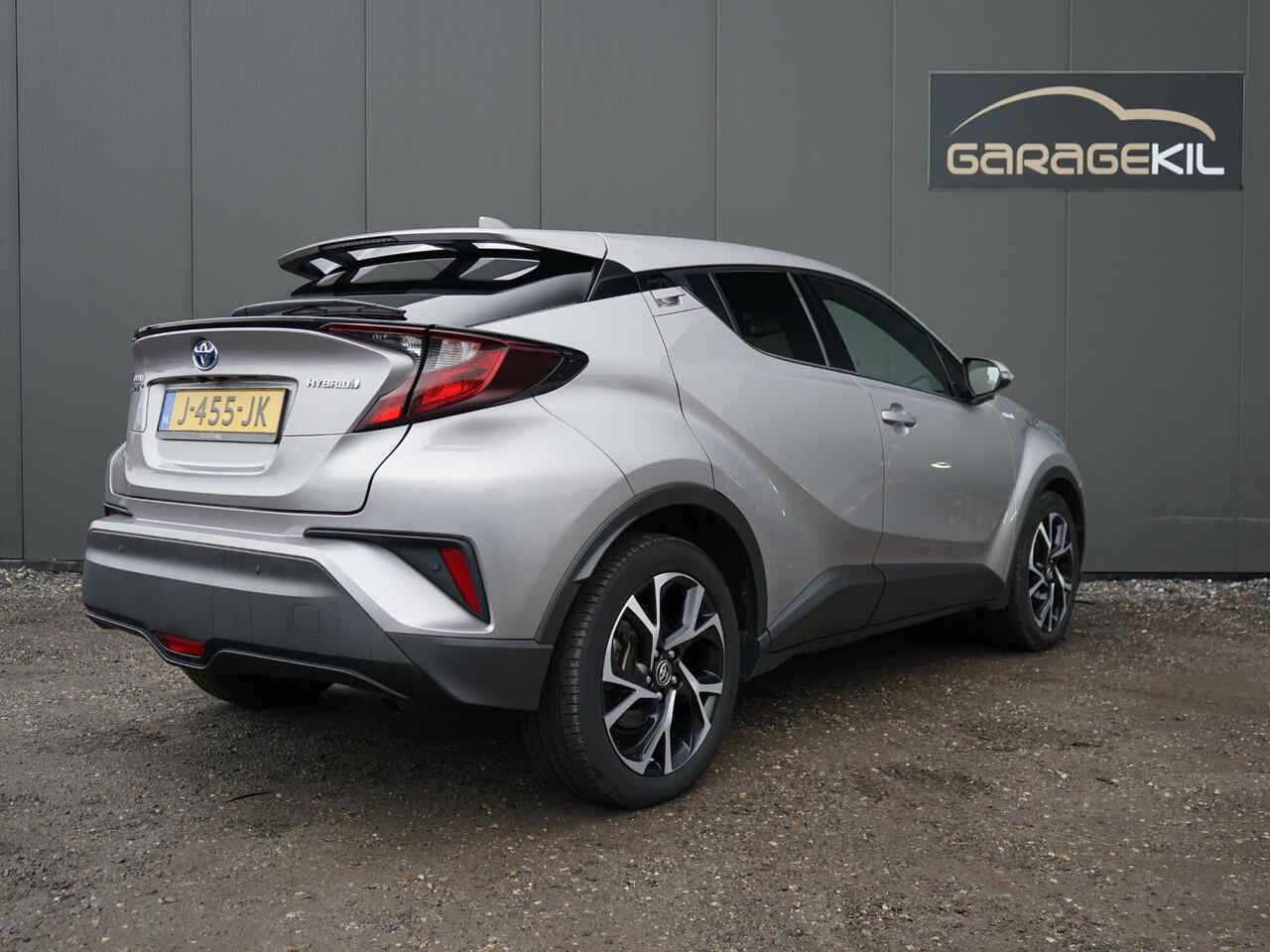 Toyota C-HR 1.8 Hybrid Dynamic Camera / Adap. cruise / 18'' LM velgen / Stoel+ stuurverw. / LED / Privacy glass / NAV