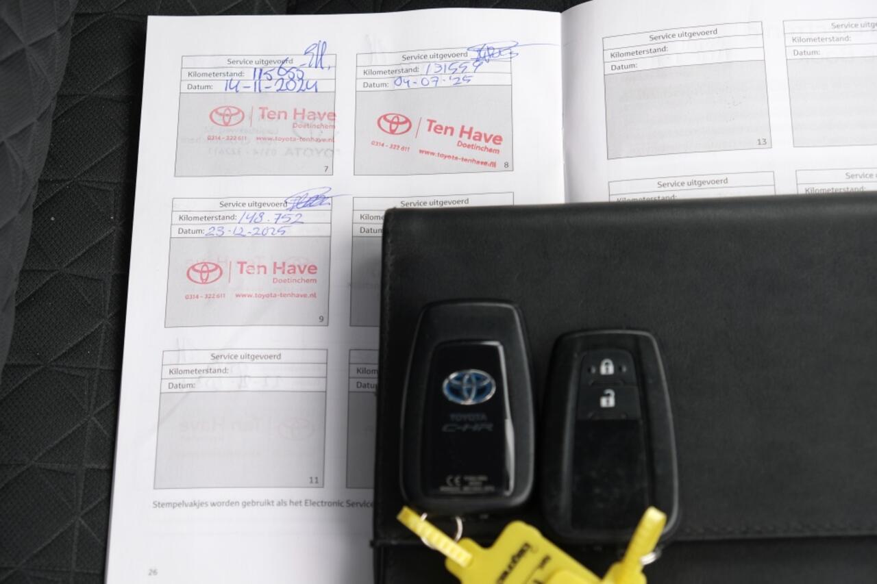 Toyota C-HR 1.8 Hybrid Dynamic Automaat | Intelligente parkeersensoren voor