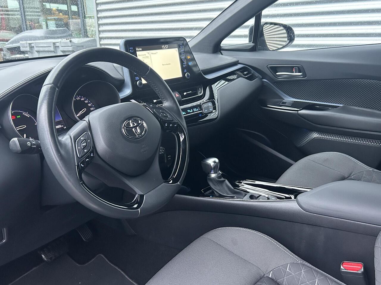Toyota C-HR 1.8 Hybrid Active | Led | Camera | PDC | CruiseControl Adpt. |