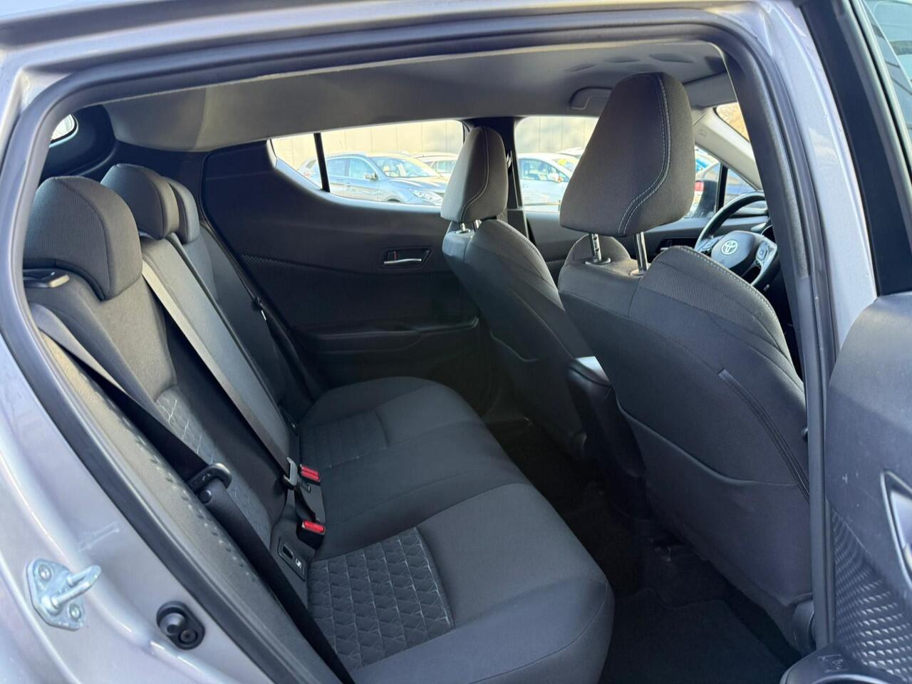 Toyota C-HR 1.8 Hybrid Dynamic *Adaptieve Cruise Control*