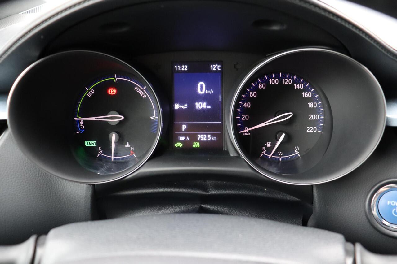 Toyota C-HR 1.8 Hybrid First Edition, Trekhaak, Cruise control , Apple CarPlay / Android Auto, Treeplank, BSM.