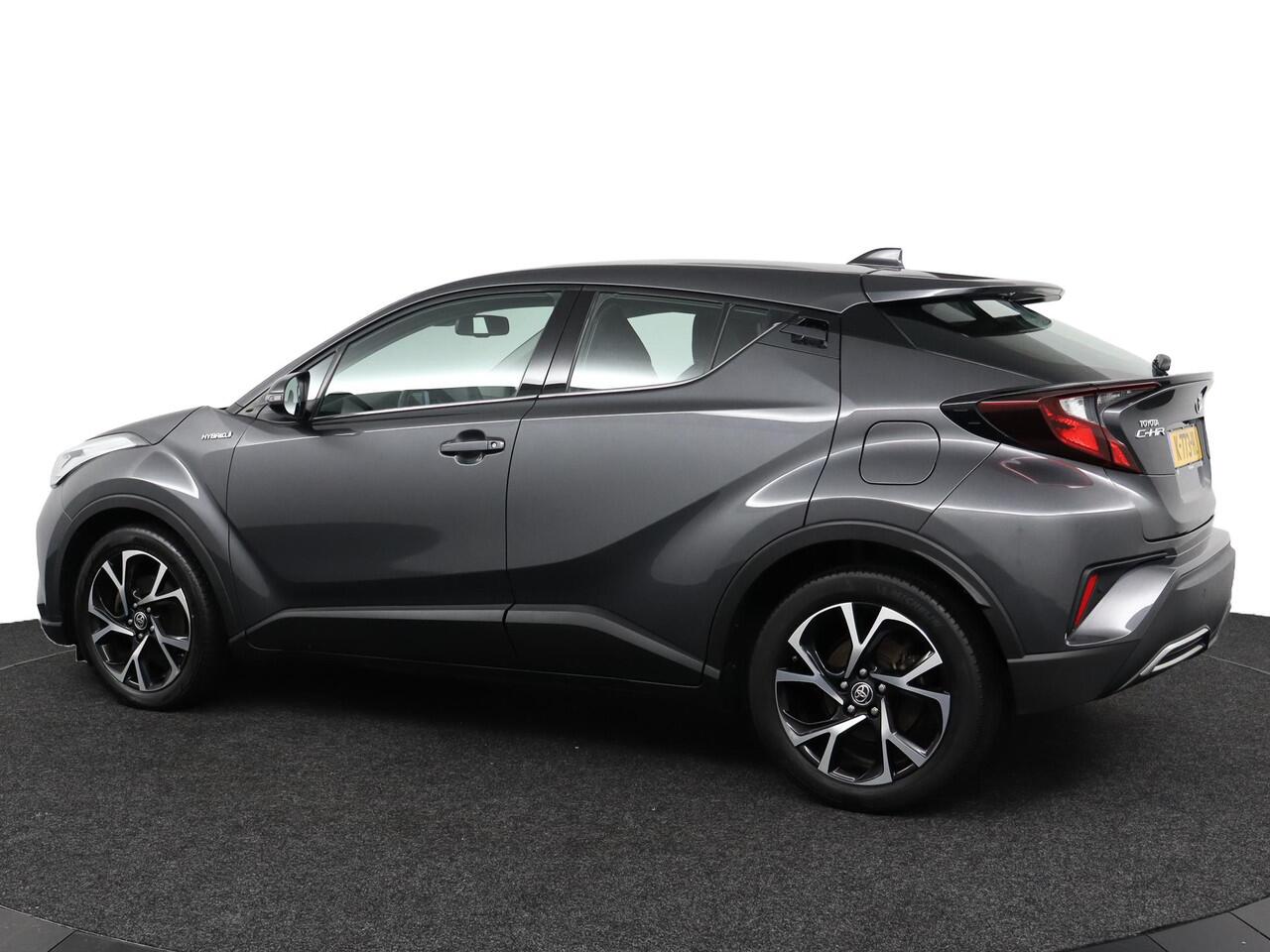 Toyota C-HR 2.0 Hybrid Dynamic | Apple Carplay/Android Auto | Cruise control adaptief | navigatiesysteem full map |