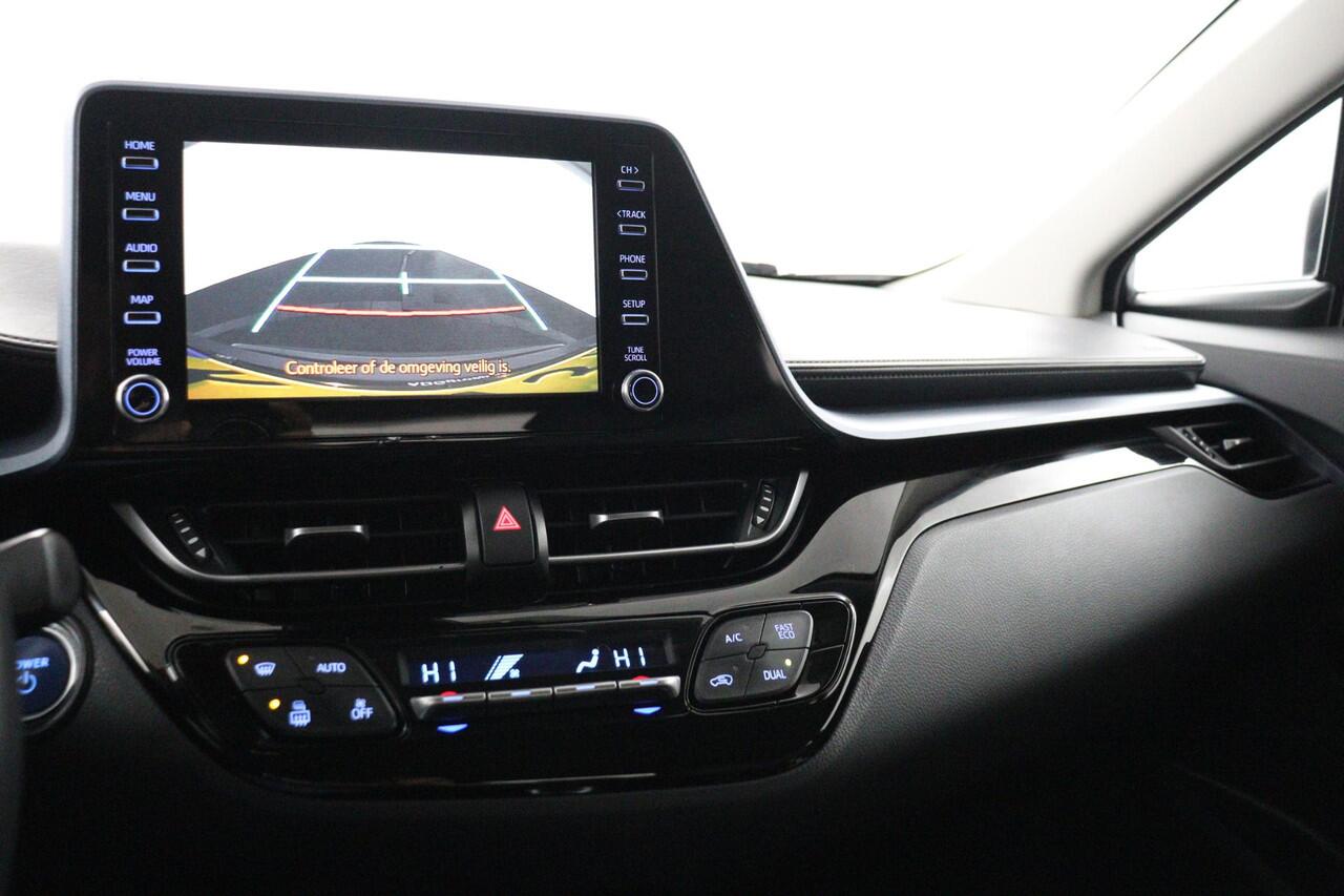Toyota C-HR 2.0 Hybrid Dynamic | Apple Carplay/Android Auto | Cruise control adaptief | navigatiesysteem full map |