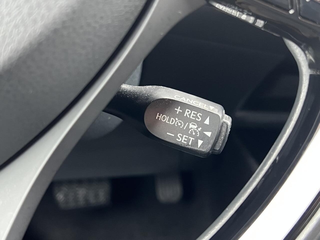 Toyota C-HR 2.0 Hybrid Style | Navigatie | Blindspot