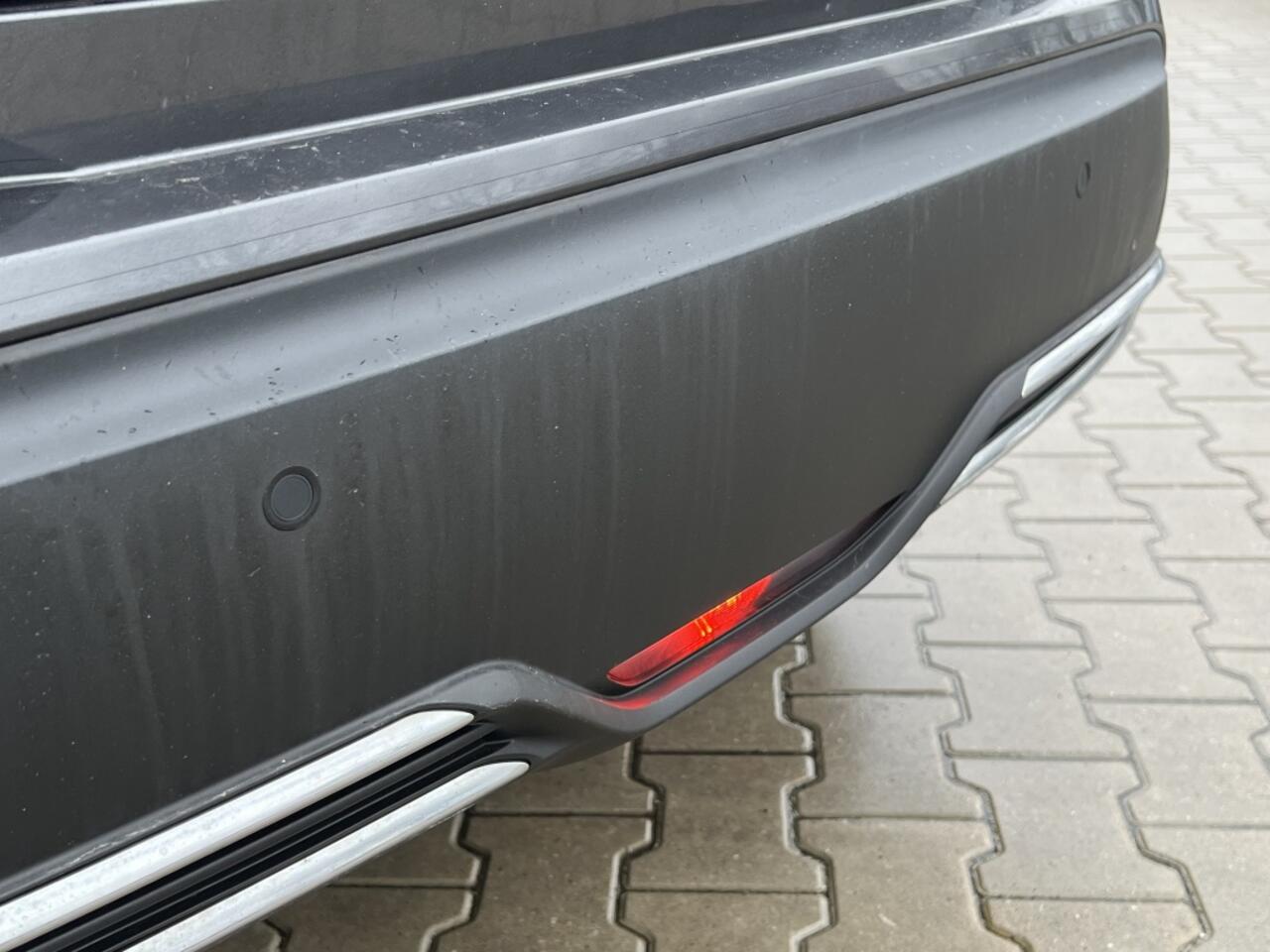 Toyota C-HR 2.0 Hybrid Style | Navigatie | Blindspot