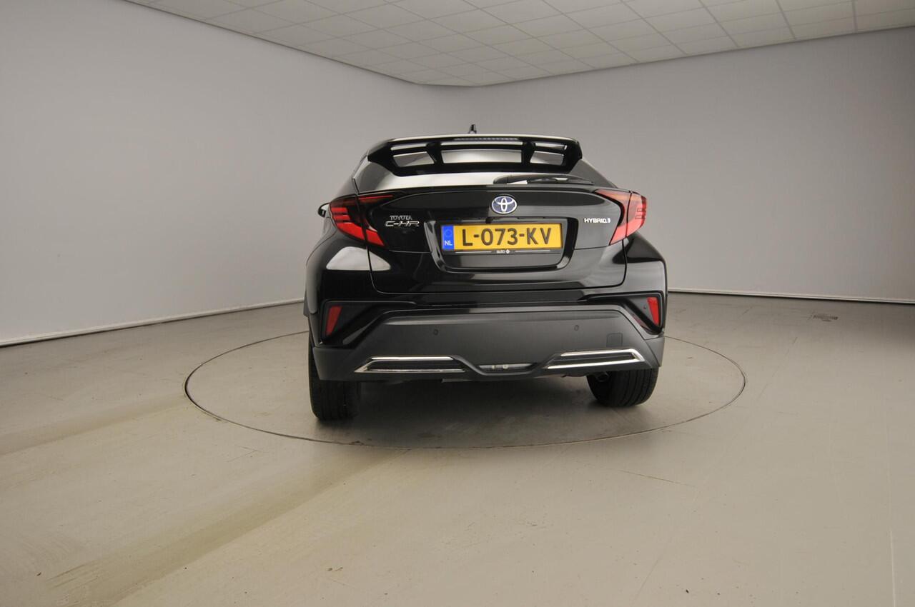 Toyota C-HR 2.0 Hybrid Business Plus | Camera | Navi | Stoel + stuur verwarmd | 18"