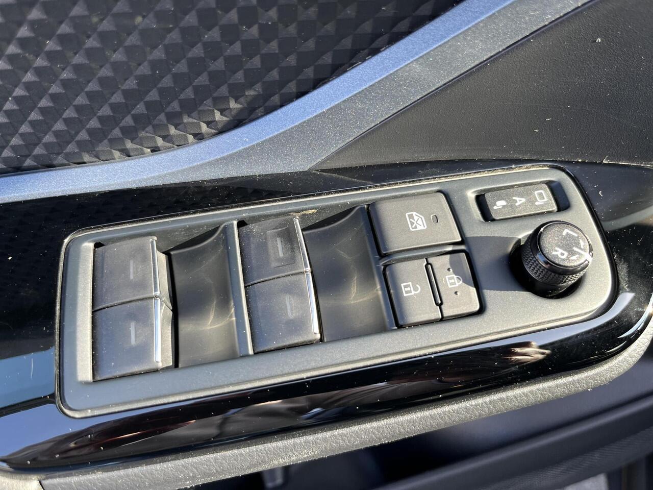 Toyota C-HR 2.0 Hybrid First Edition | All-in prijs | Automaat | Apple/Android auto | Stoelverwarming