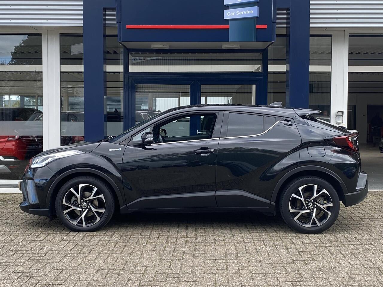 Toyota C-HR 1.8 Hybrid Business Plus / Automaat / Adaptieve Cruise-Control / Climate-Control / Apple-Carplay & Android-Auto / Keyless / LED / Dodehoek-Detectie / DAB Radio-Bluetooth / Getint-Glas / Armsteun V+A / PDC V+A met Camera / 18'' LMV / ENZ.