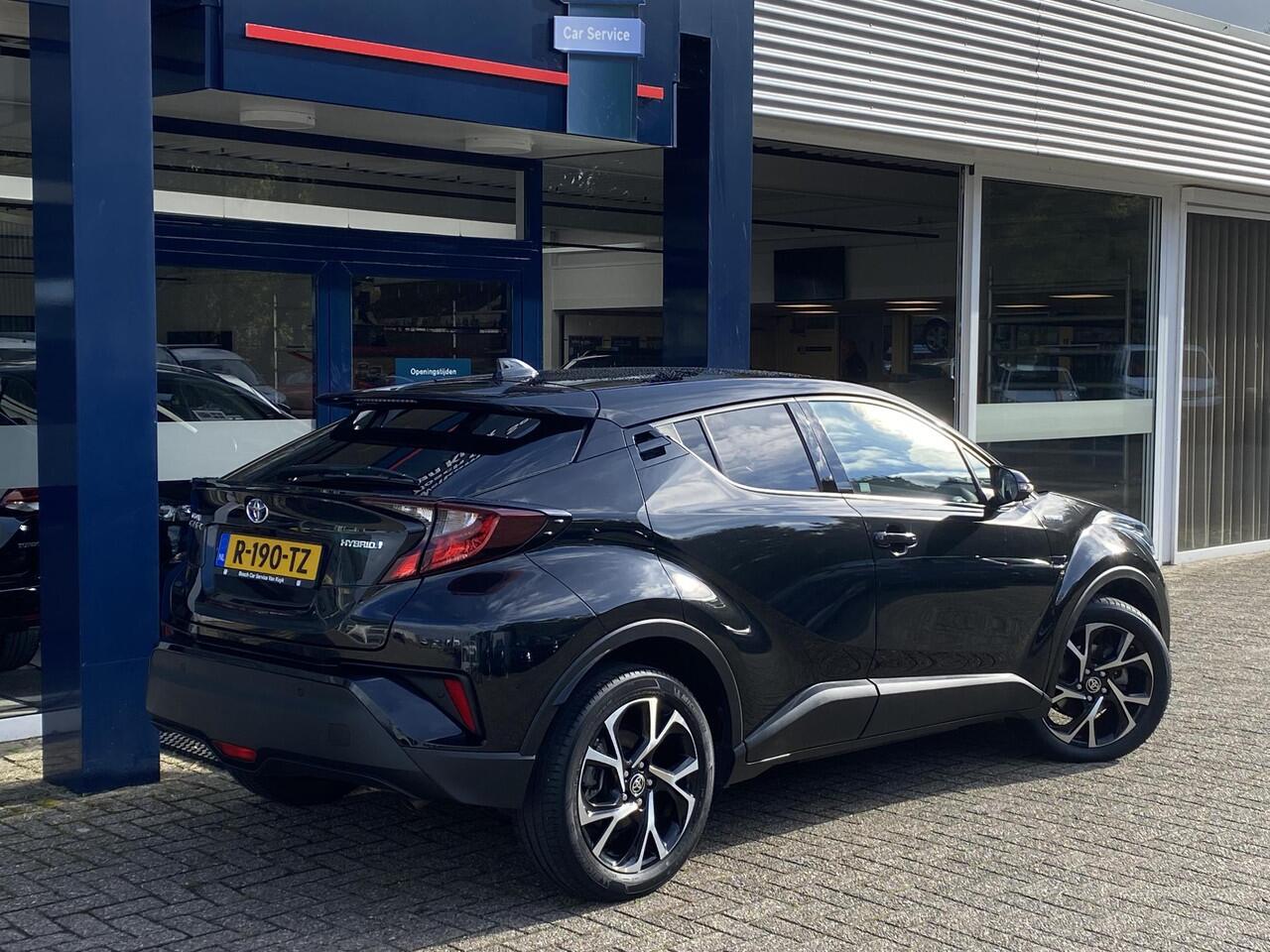 Toyota C-HR 1.8 Hybrid Business Plus / Automaat / Adaptieve Cruise-Control / Climate-Control / Apple-Carplay & Android-Auto / Keyless / LED / Dodehoek-Detectie / DAB Radio-Bluetooth / Getint-Glas / Armsteun V+A / PDC V+A met Camera / 18'' LMV / ENZ.