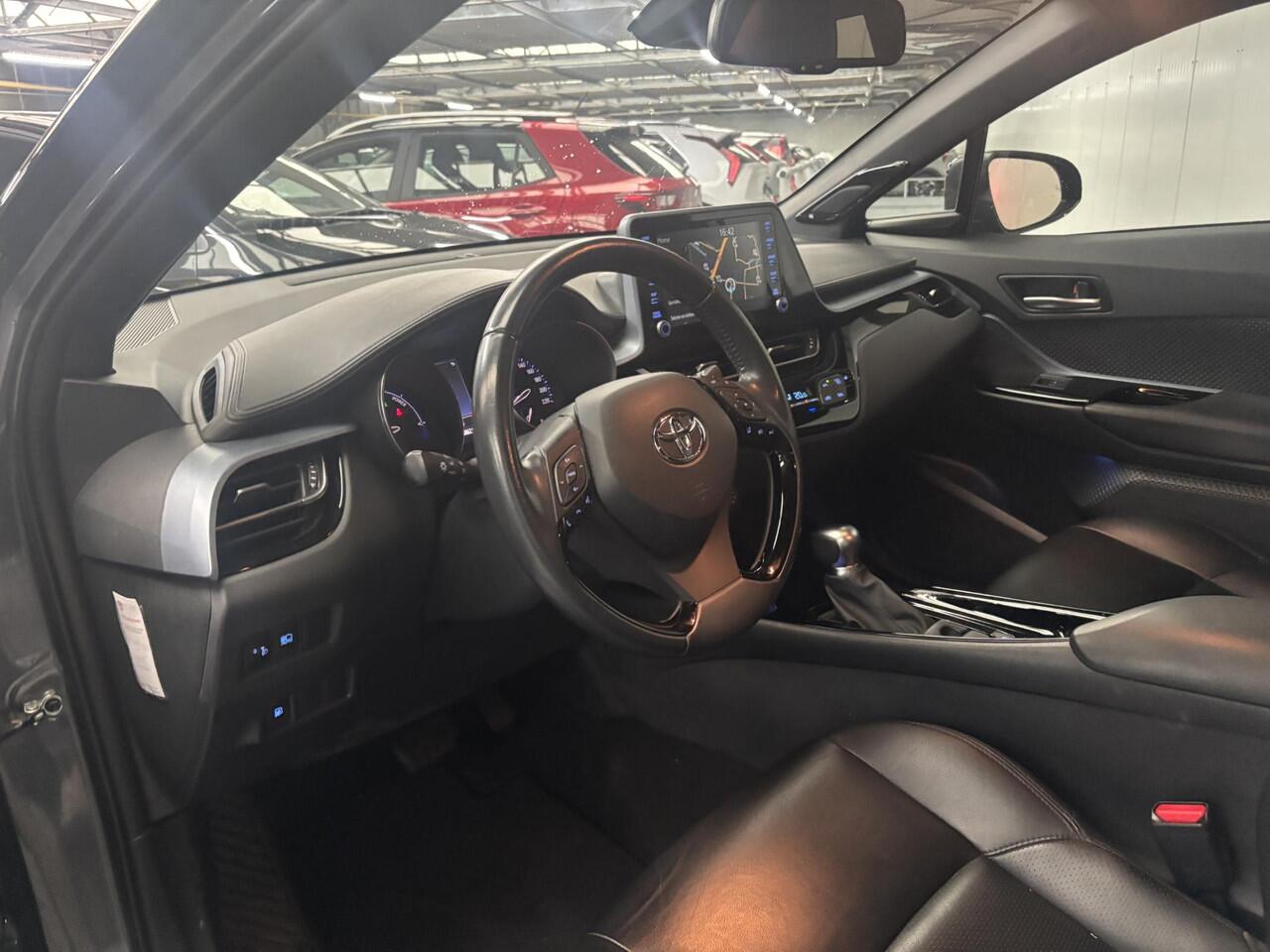 Toyota C-HR 1.8 Hybrid Style SLEHCHTS 58.621KM, APPLE CARPLAY/ANDROID AUTO, LUXE BEKLEDING!!