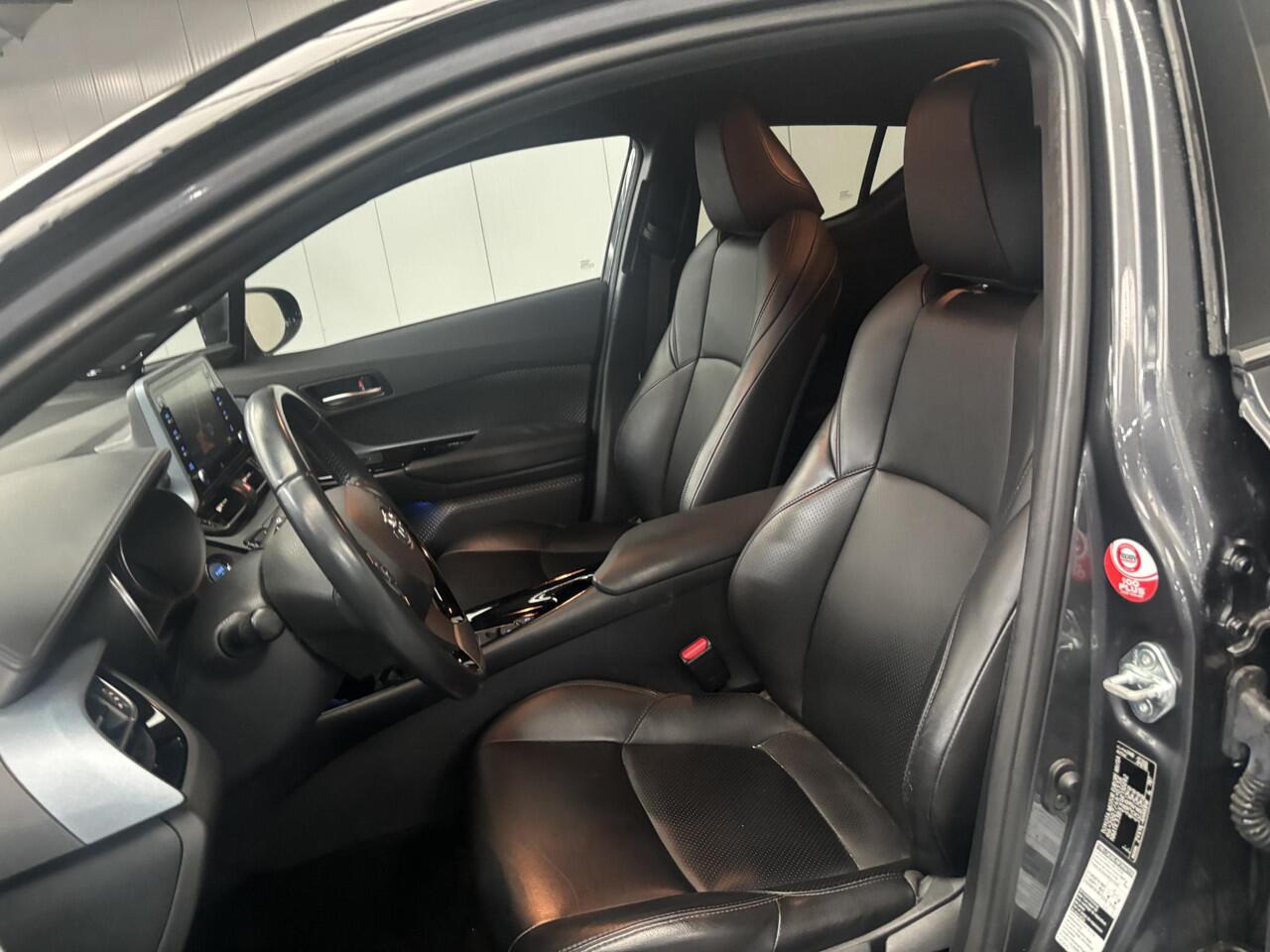 Toyota C-HR 1.8 Hybrid Style SLEHCHTS 58.621KM, APPLE CARPLAY/ANDROID AUTO, LUXE BEKLEDING!!