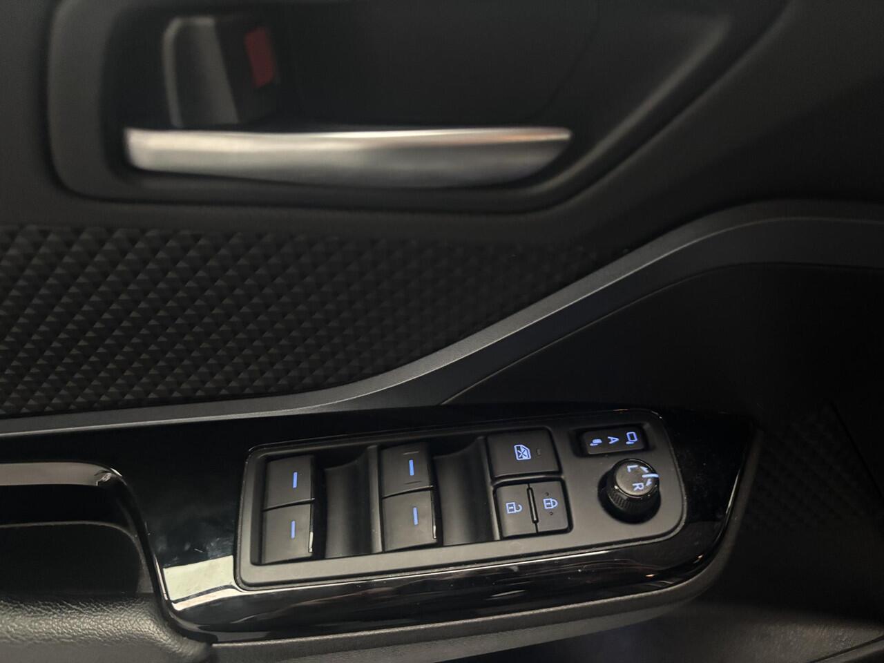 Toyota C-HR 1.8 Hybrid Style SLEHCHTS 58.621KM, APPLE CARPLAY/ANDROID AUTO, LUXE BEKLEDING!!