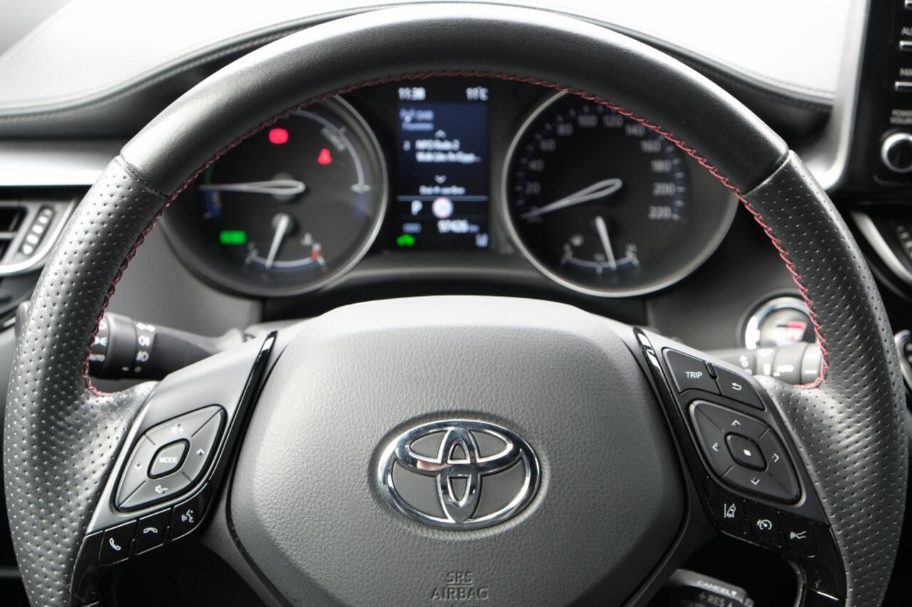 Toyota C-HR 2.0 Hybrid 184PK GR-Sport | Apple Carplay & Android Auto | JBL P