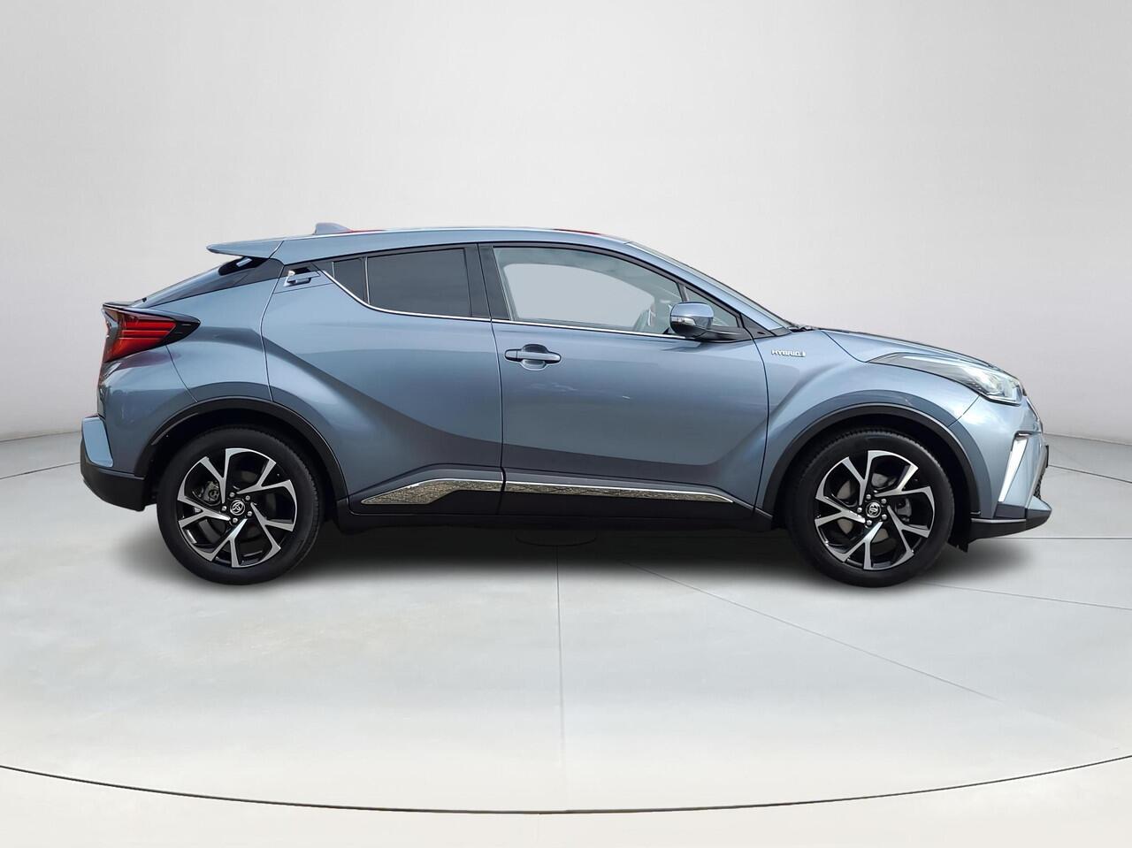 Toyota C-HR 1.8 Hybrid First Edition | Apple CarPlay | Navigatie | Parkeersensoren | Rijklaarprijs incl. garantie |