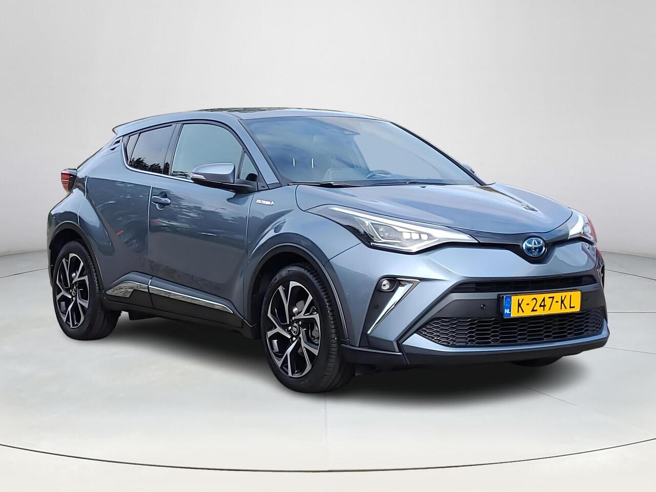 Toyota C-HR 1.8 Hybrid First Edition | Apple CarPlay | Navigatie | Parkeersensoren | Rijklaarprijs incl. garantie |