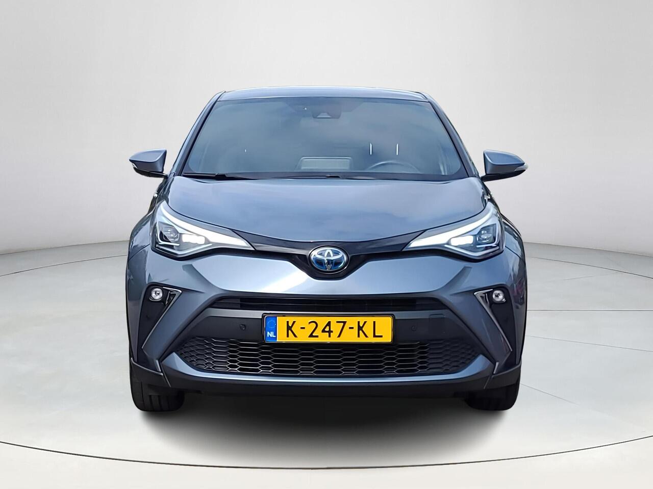 Toyota C-HR 1.8 Hybrid First Edition | Apple CarPlay | Navigatie | Parkeersensoren | Rijklaarprijs incl. garantie |