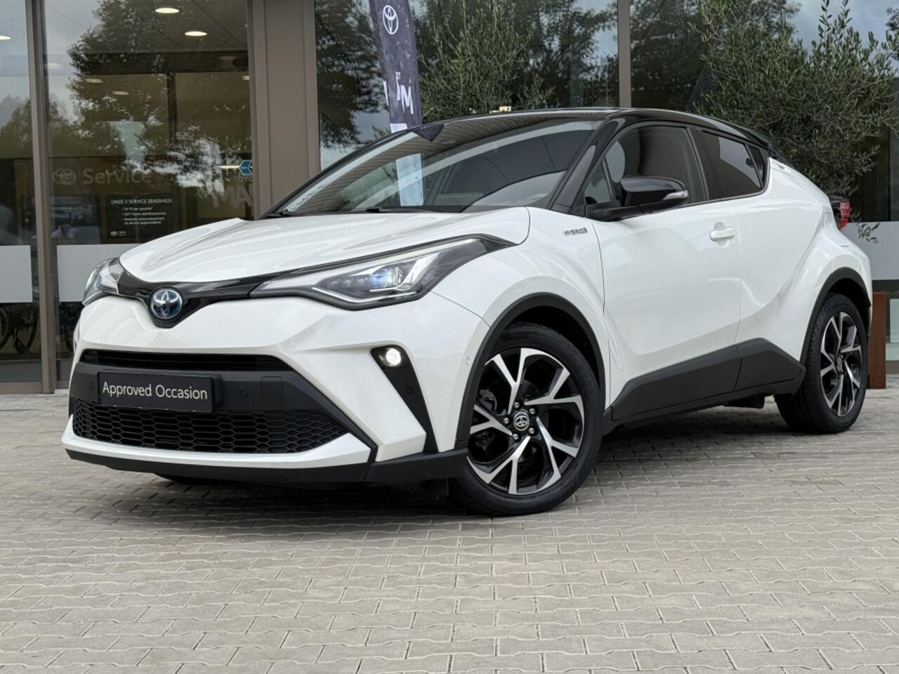 Toyota C-HR 1.8 Hybrid Bi-Tone | Trekhaak | Dodehoek ass. | Stoel & Stuurver