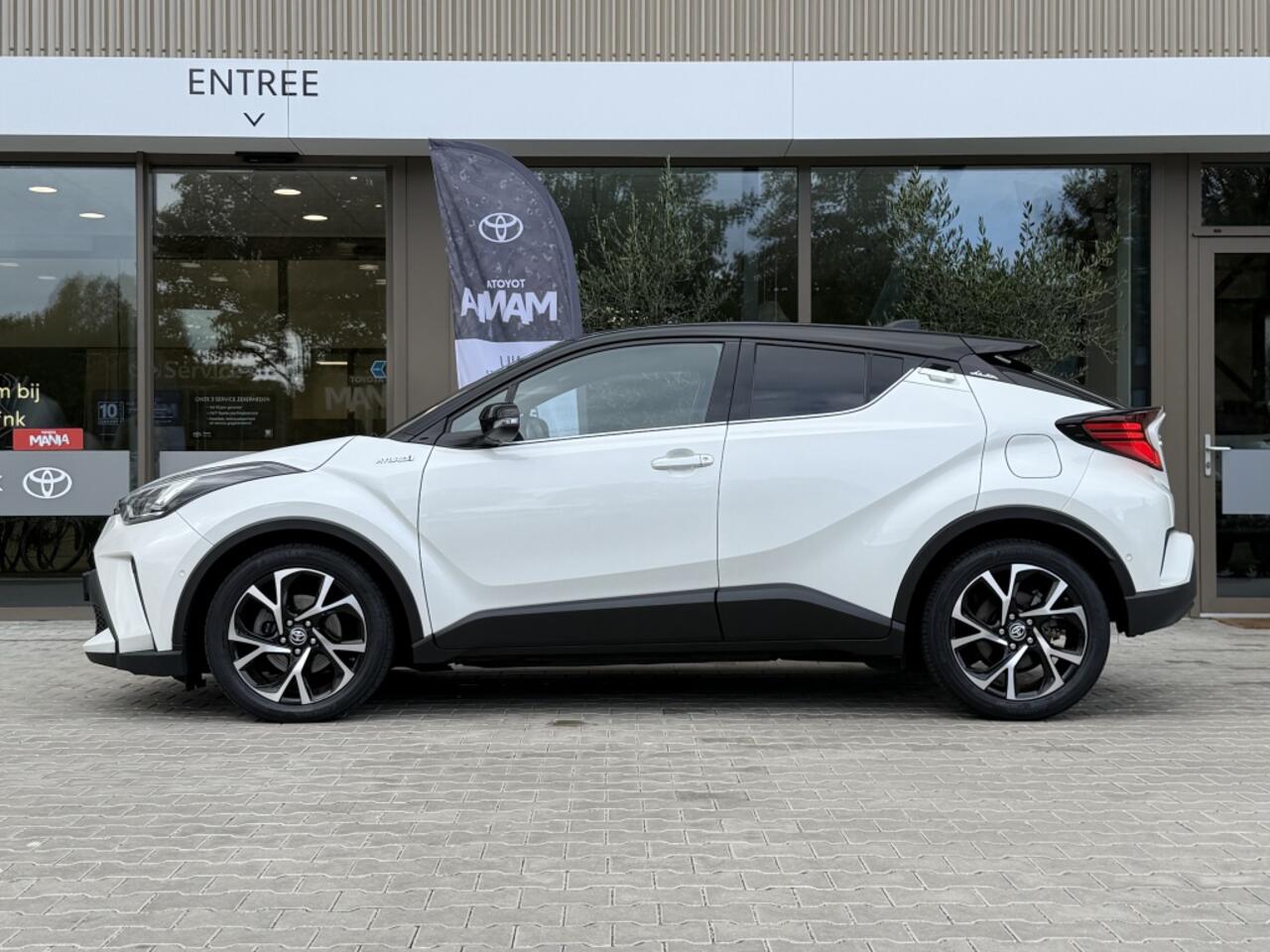 Toyota C-HR 1.8 Hybrid Bi-Tone | Trekhaak | Dodehoek ass. | Stoel & Stuurver