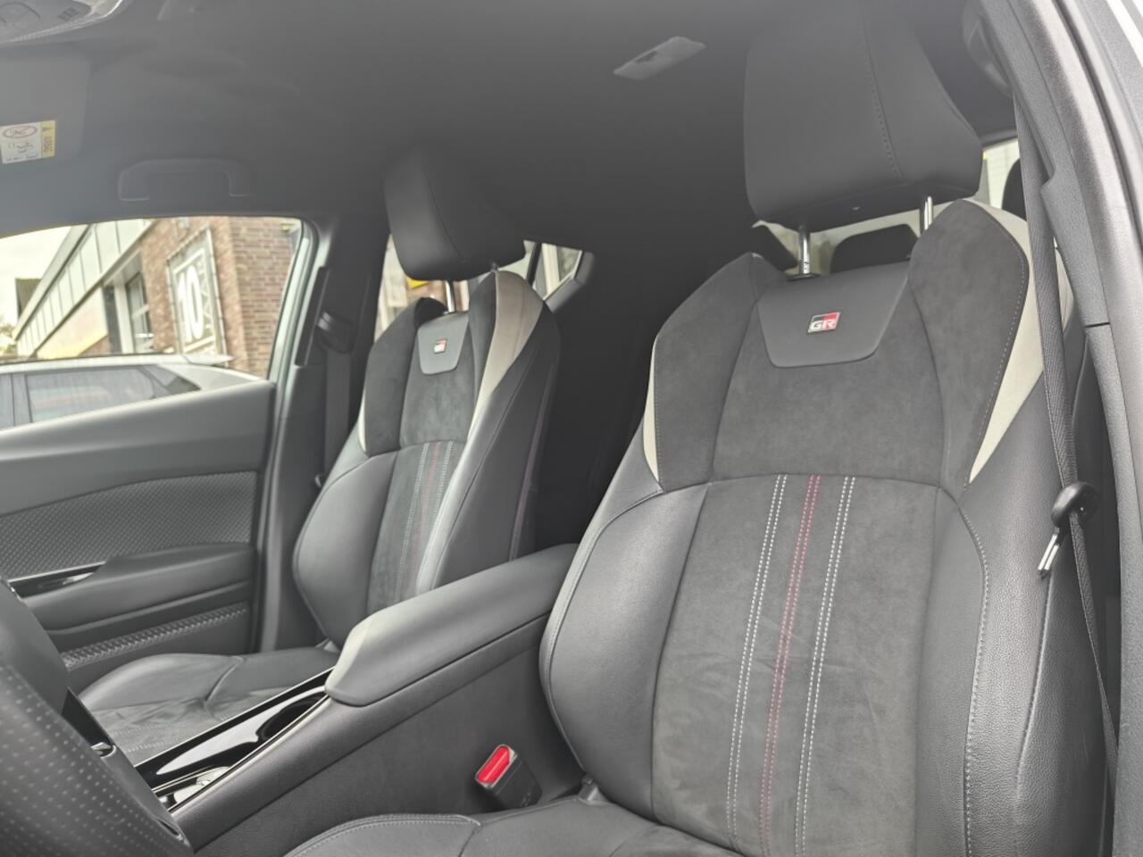 Toyota C-HR 2.0 Hybrid GR-Sport