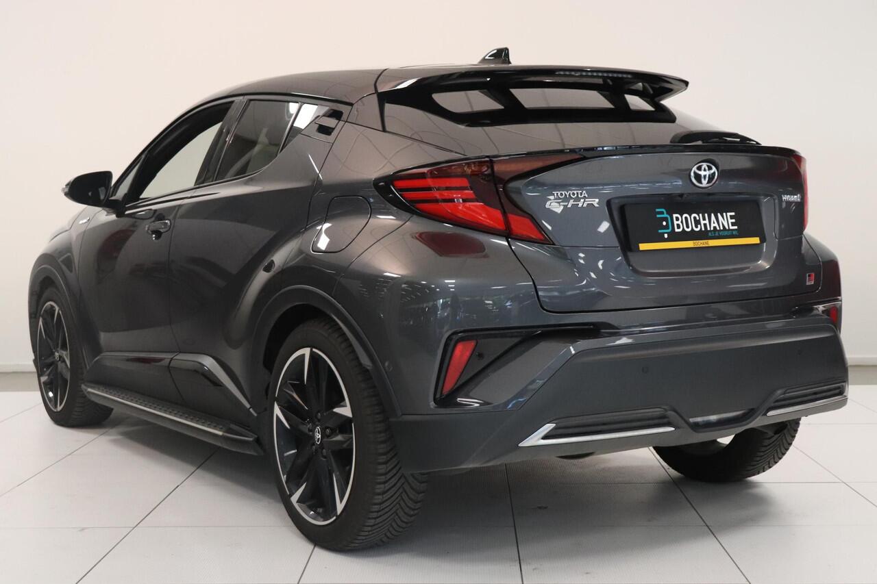 Toyota C-HR 2.0 Hybrid GR Sport | Camera | Climate control | Adaptieve cruisecontrol | Navigatie | Stoelverwarming | JBL audio | Sidesteps |