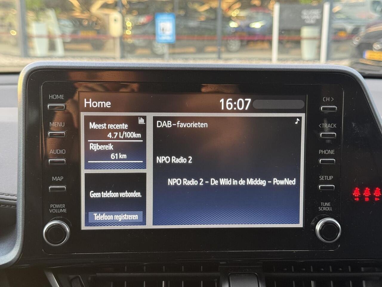 Toyota C-HR 2.0 Hybrid Style Stoel-stuurverwarming | Adaptive Cruise | Camera | Keyless