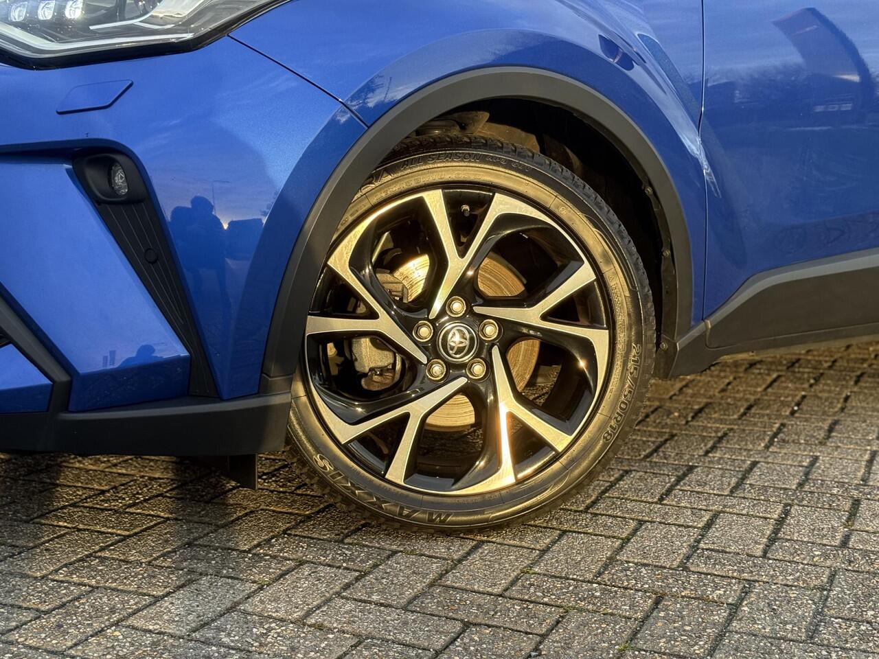 Toyota C-HR 2.0 Hybrid Style Stoel-stuurverwarming | Adaptive Cruise | Camera | Keyless