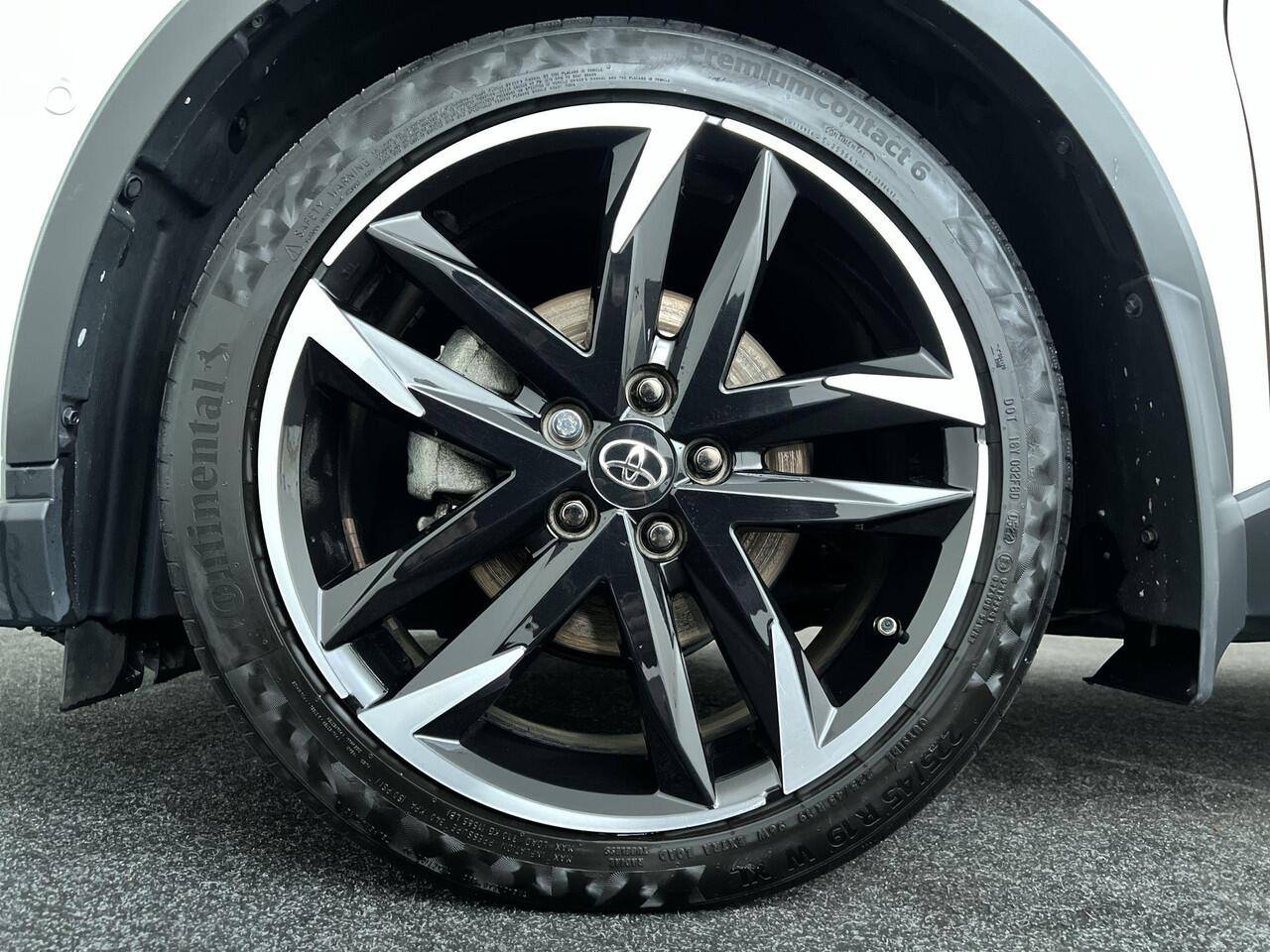 Toyota C-HR 2.0 Hybrid GR-Sport | Stoelverw. | P.Camera | JBL | Dealer Onderhouden