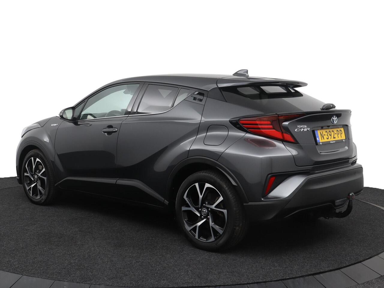 Toyota C-HR 1.8 Hybrid Style | Stoelverwarming | Trekhaak | Keyless | Parkeersensoren |