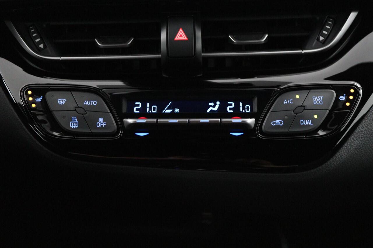Toyota C-HR 1.8 Hybrid Style | Stoelverwarming | Trekhaak | Keyless | Parkeersensoren |