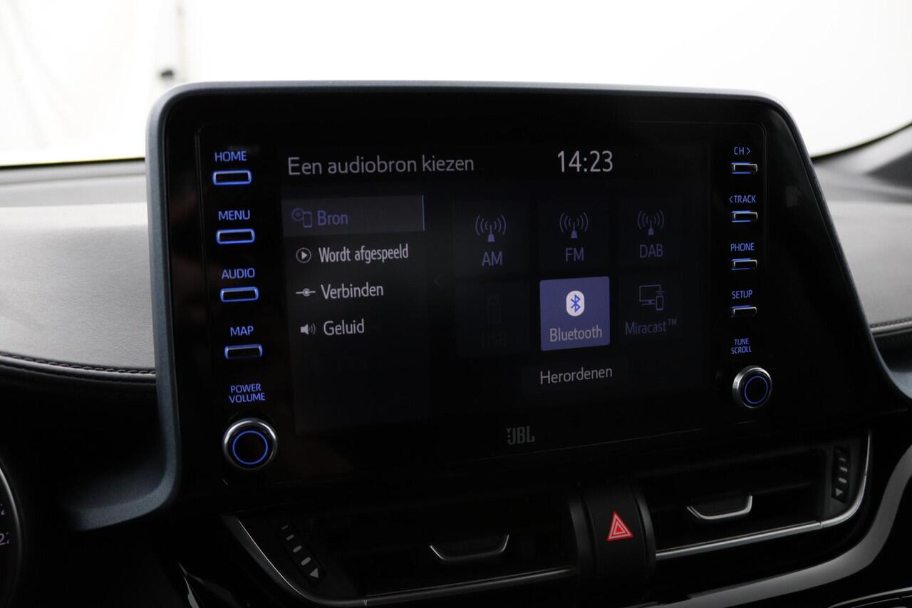 Toyota C-HR 1.8 Hybrid Style | Stoelverwarming | Trekhaak | Keyless | Parkeersensoren |