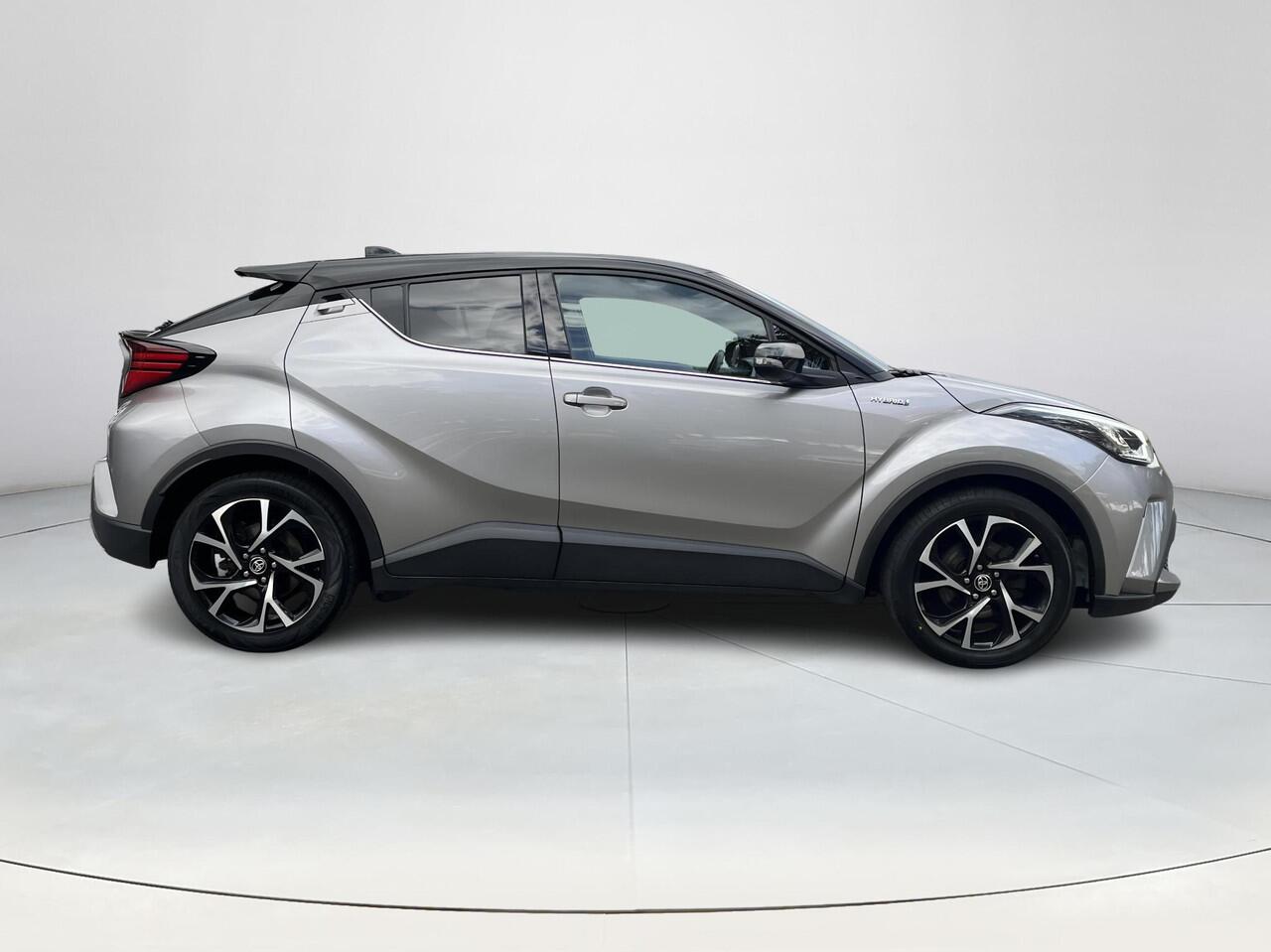 Toyota C-HR 2.0 Hybrid Bi-Tone | Navigatie | Carplay | Dode hoek waarschuwing | Parkeersensoren |